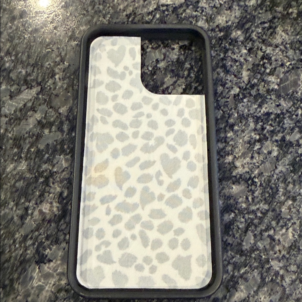 WILDFLOWER Snow Leopard IPhone 13 Pro Max Case - Picture 5 of 8